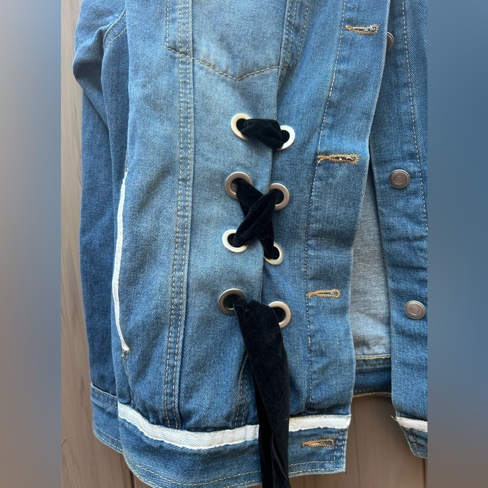 Wren + Glory Denim Hand Painted Jacket - Picture 6 of 11